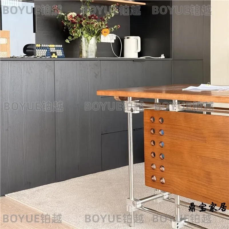 Bauhaus Solid Wood Desk Retro  - đánh giá và giá Retro Gaming Desk Setup